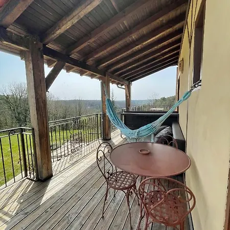 L'Etoile De Jor Eco-Loft, The 1Ste Floor Ecologically Renovated Apartment With Large Terras And Mesmerising Views Plazac